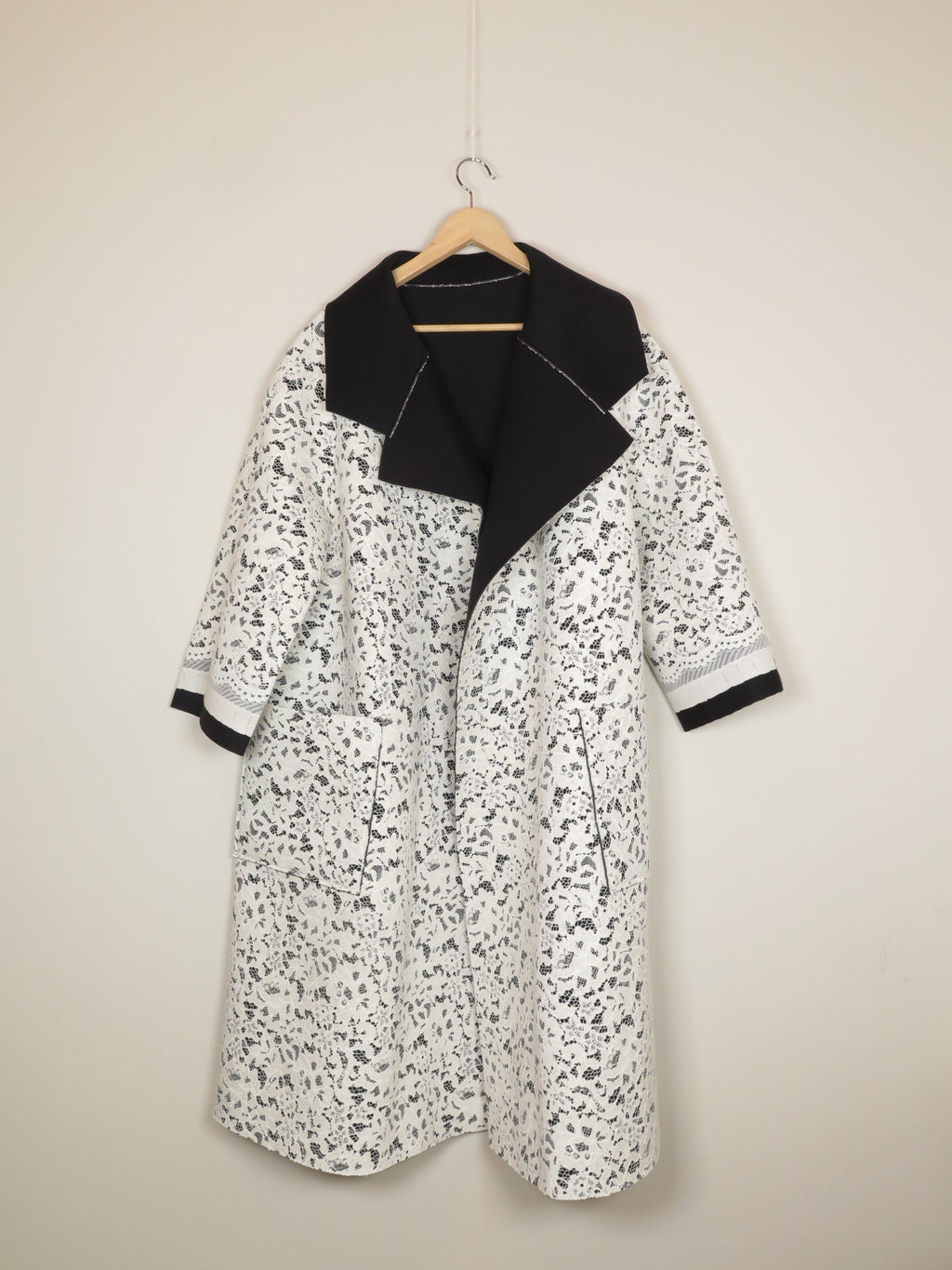 Håndlaget Silente Frakk fra Italia - L