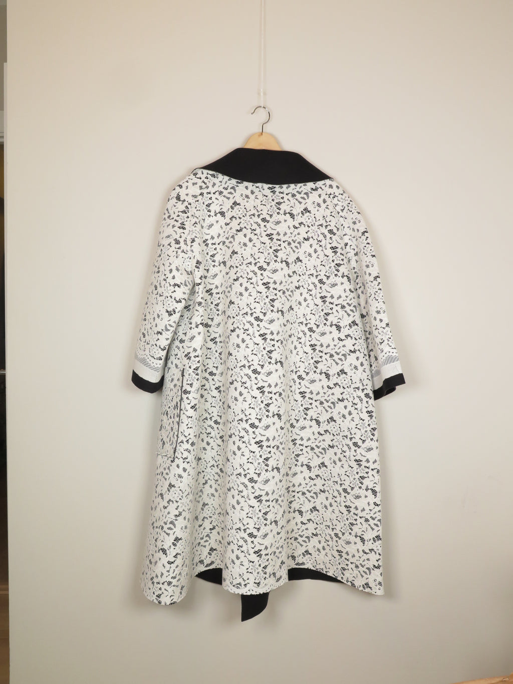 Håndlaget Silente Frakk fra Italia - L