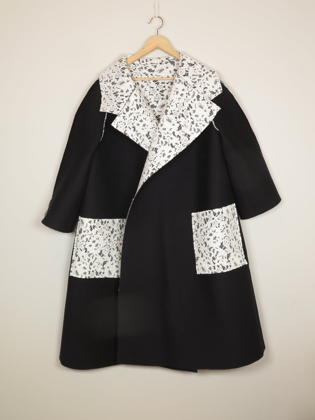 Håndlaget Silente Frakk fra Italia - L