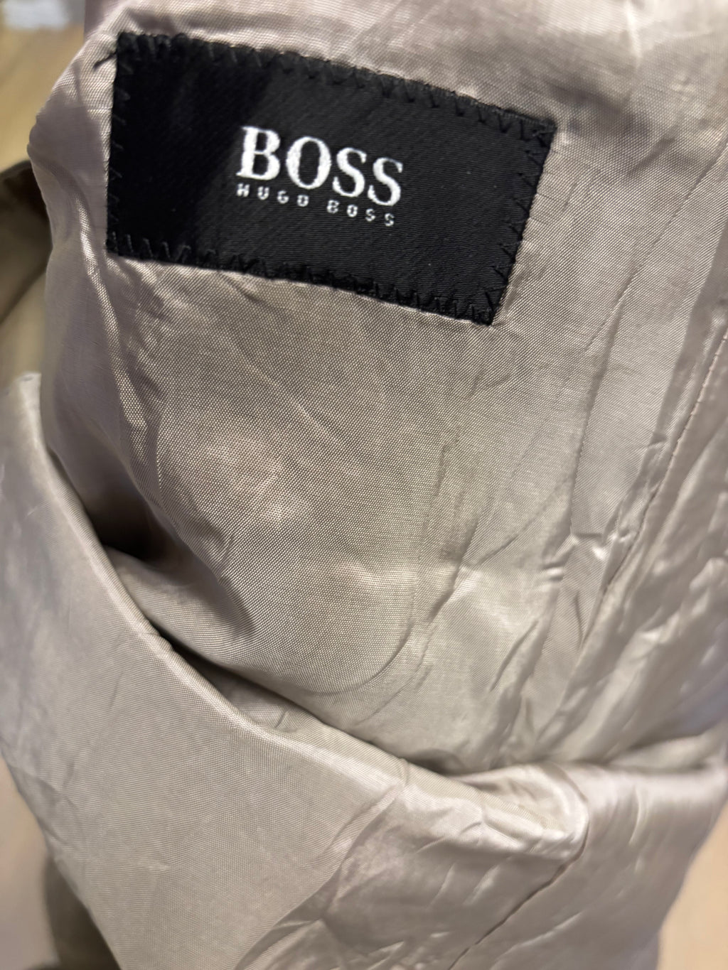 Hugo Boss Beige frakk - XL