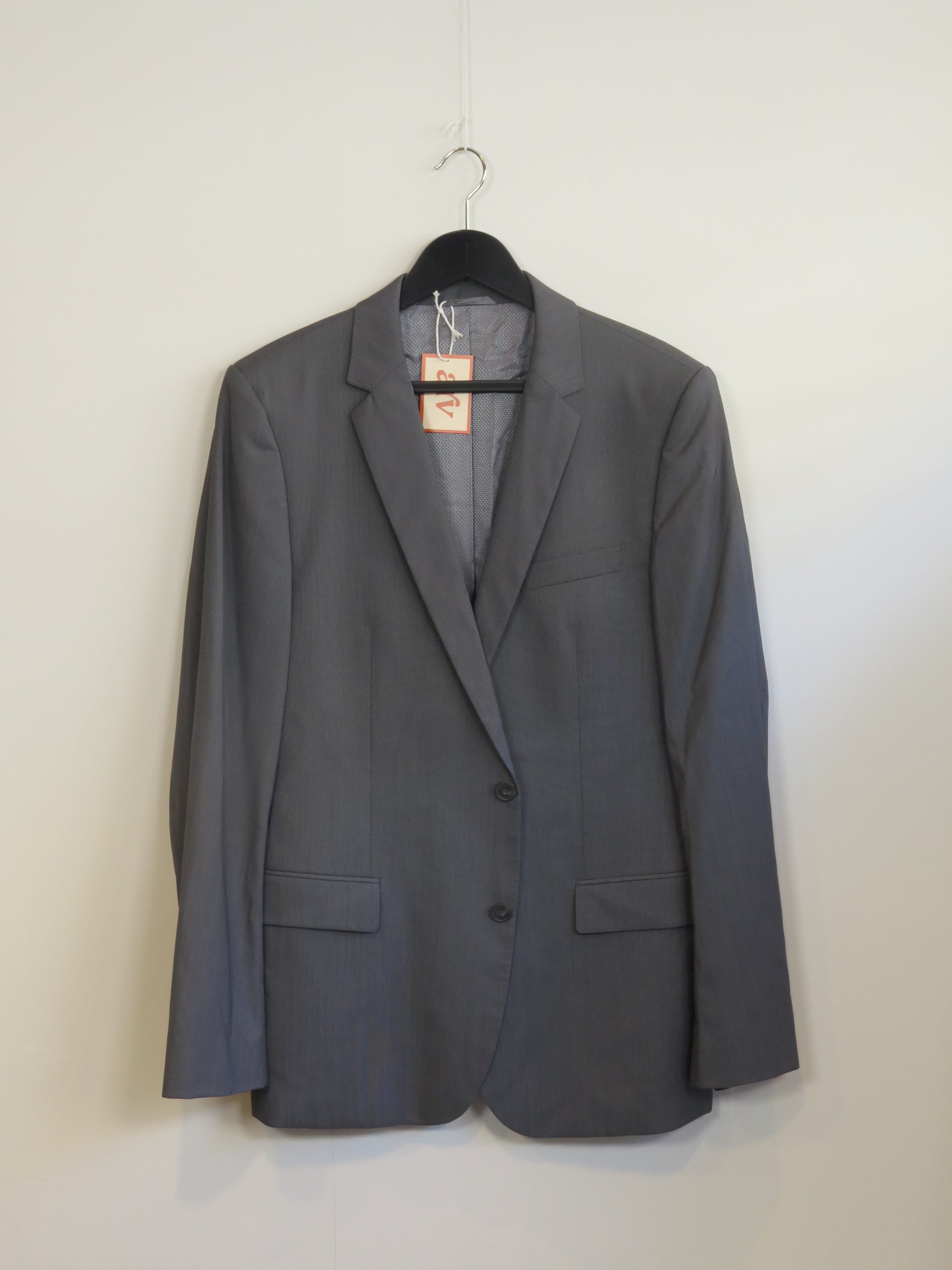 000672 - Hugo Boss - Suits - Gray - Image 1