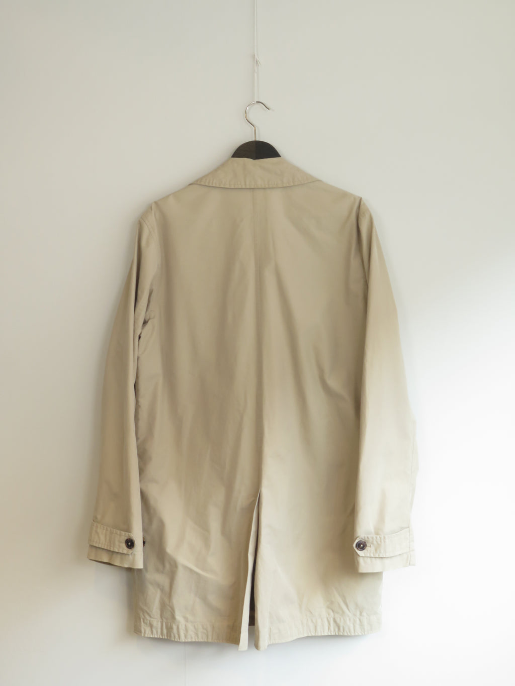000777 - Hugo Boss - Outerwear - Beige - Image 1