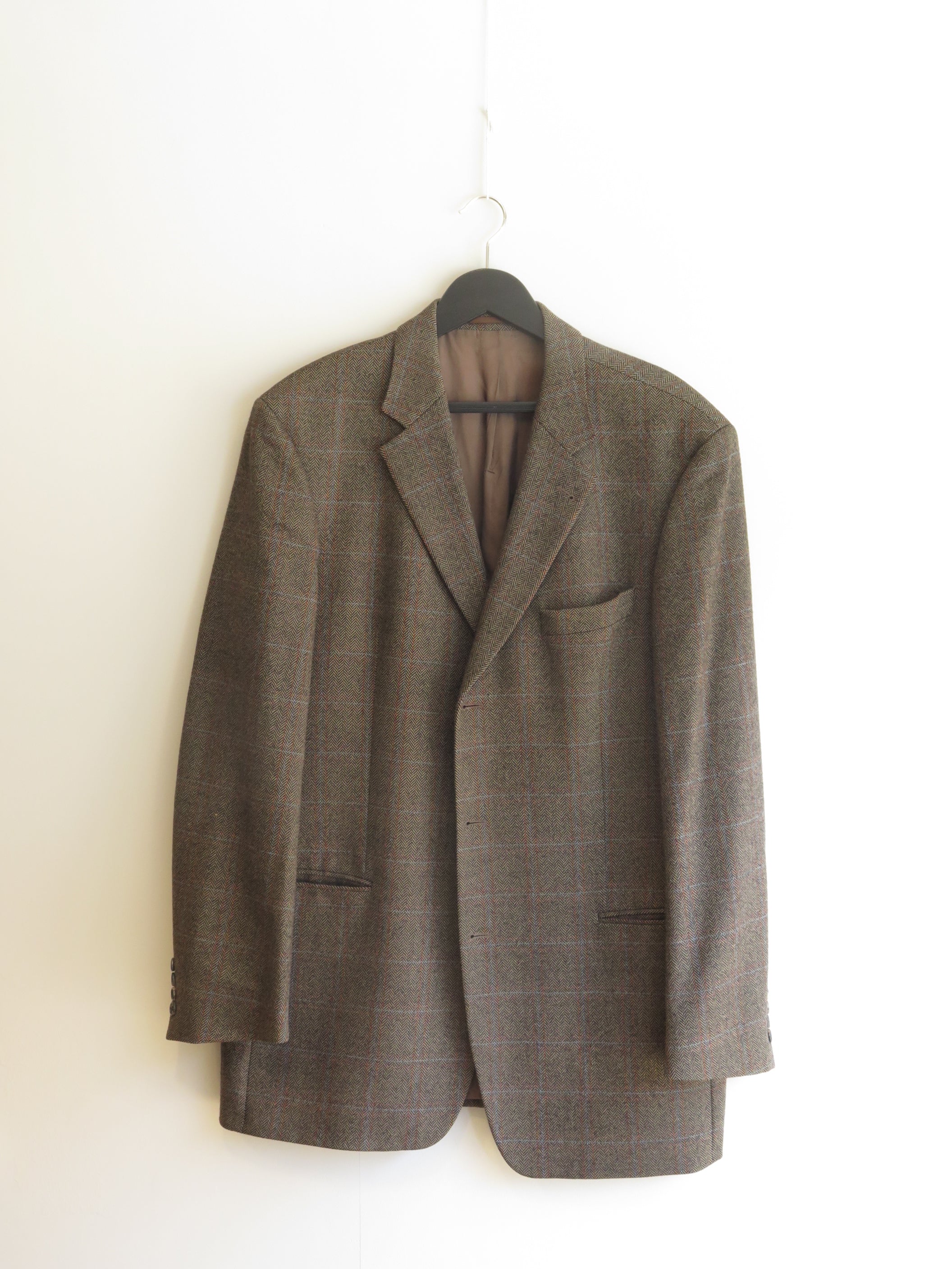 000755 - Hugo Boss - Suits - Brown - Image 1