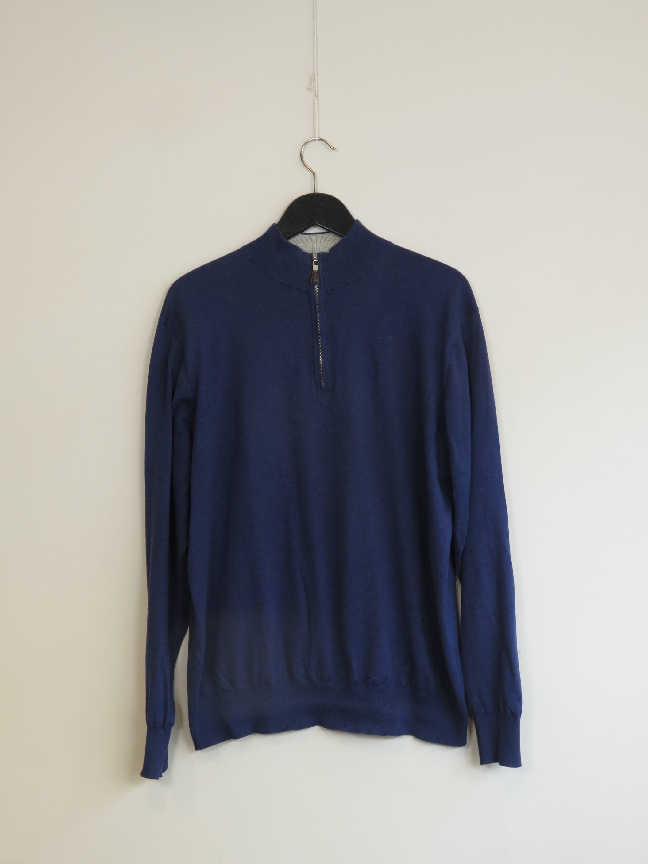 001205 - Peter Millar - Sweaters - Blue - M - Image 1 circular-filename:27_07_2026_2ca9ea75-6dcd-4a2f-ac4f-817b42796cd7_captured_image