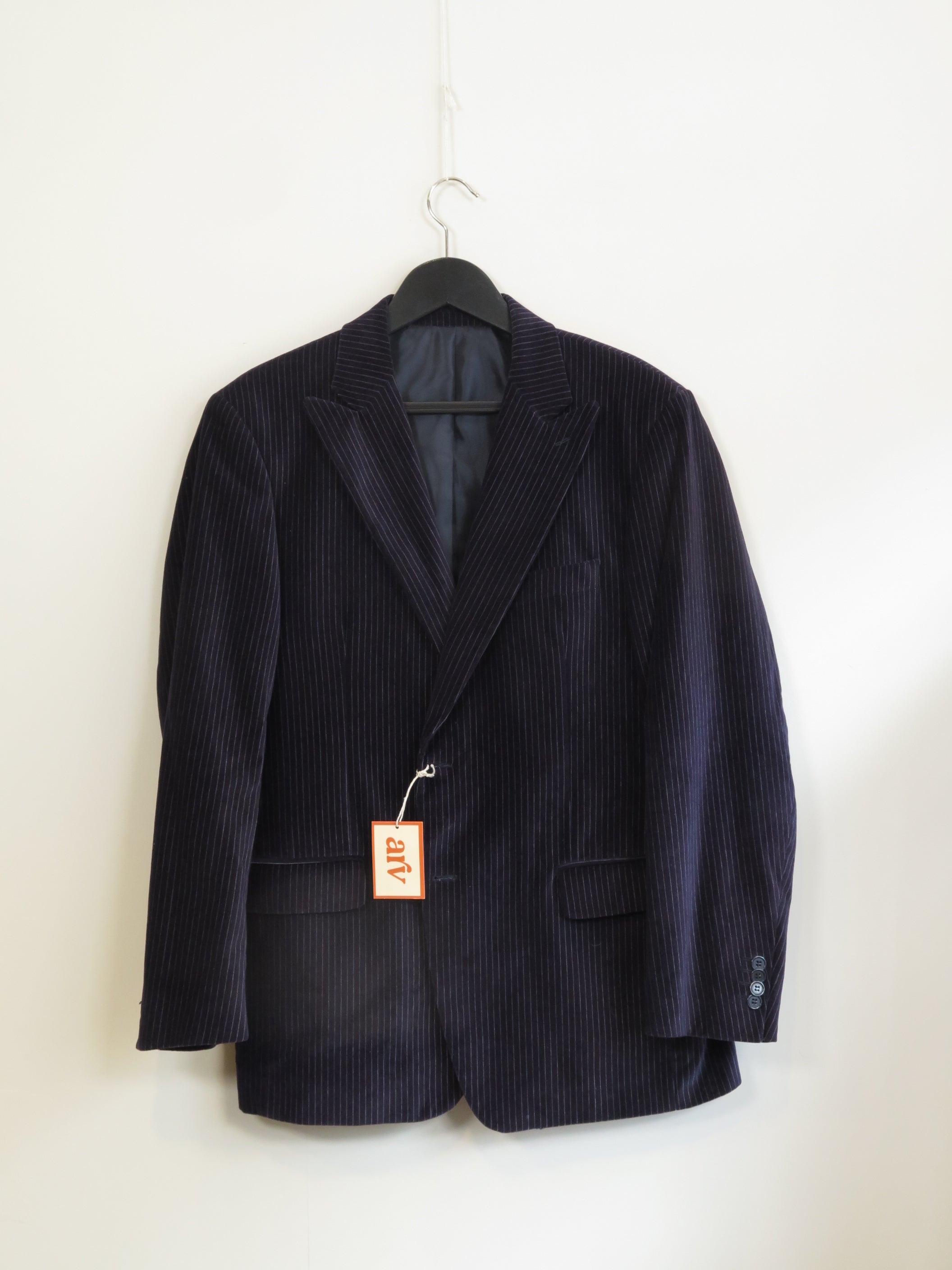 001159 - Don Gil - Suits - Blue - 52 - Image 1 circular-filename:27_07_2026_3ac23f06-99f4-443a-aba3-ab13404cf767_captured_image