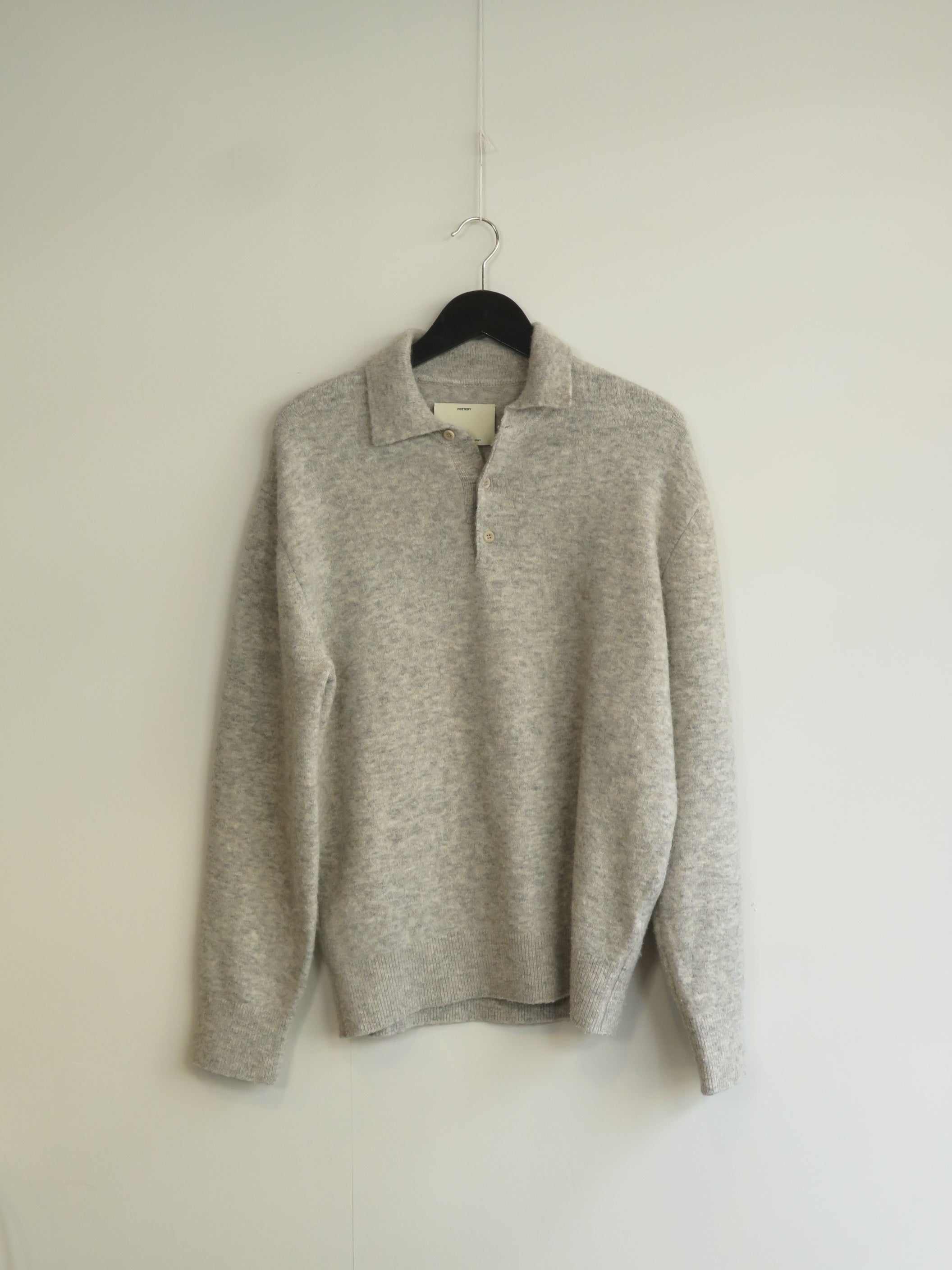 001186 - POTTERY - Sweaters - Gray - L - Image 1 circular-filename:27_07_2026_87212f74-977c-46e3-8c96-077020fbd25c_captured_image