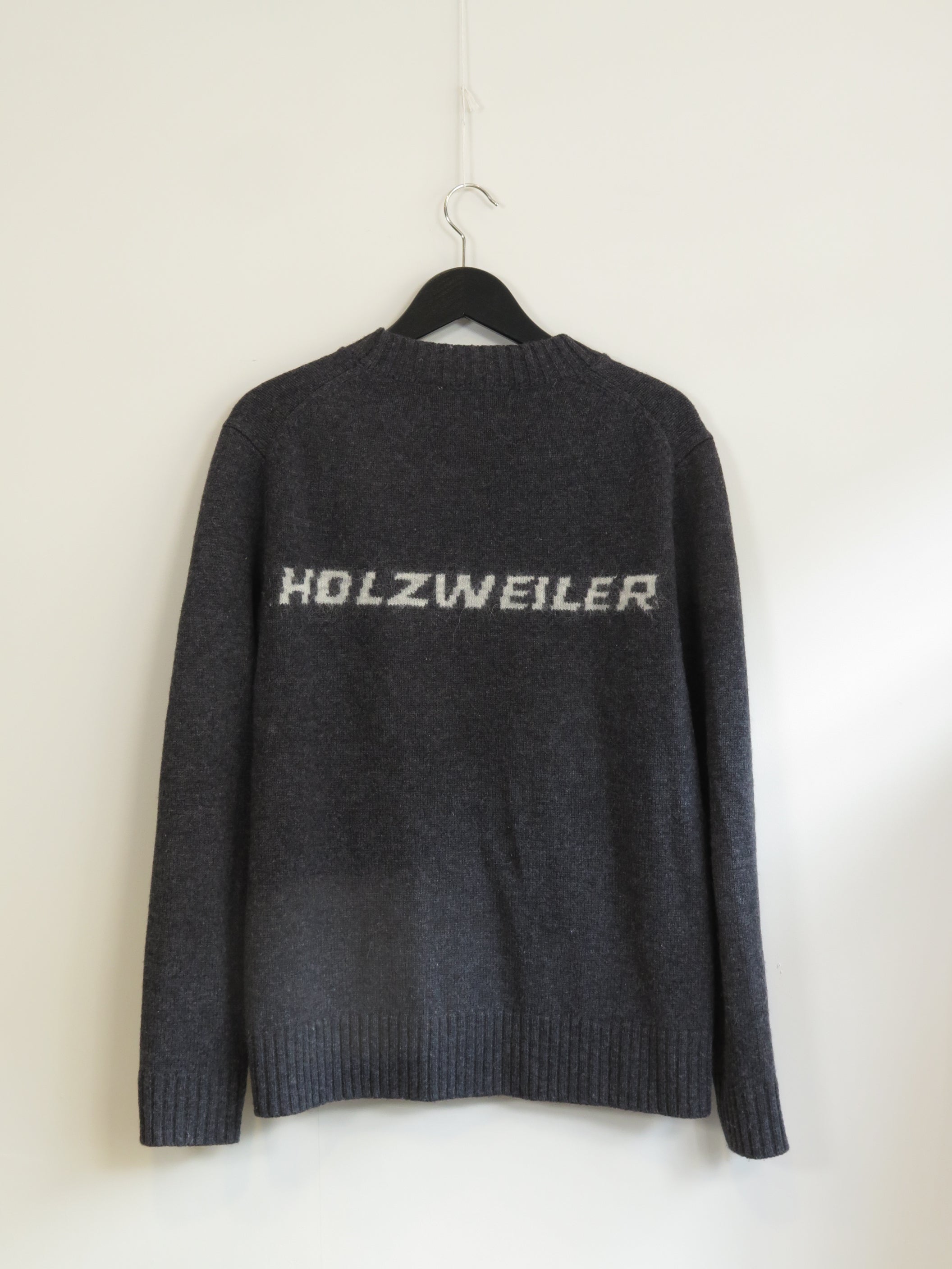 001171 - Holzweiler - Sweaters - Gray - S - Image 2 circular-filename:27_07_2026_ccae7bd5-6242-421a-9e47-a470217f93f1_captured_image