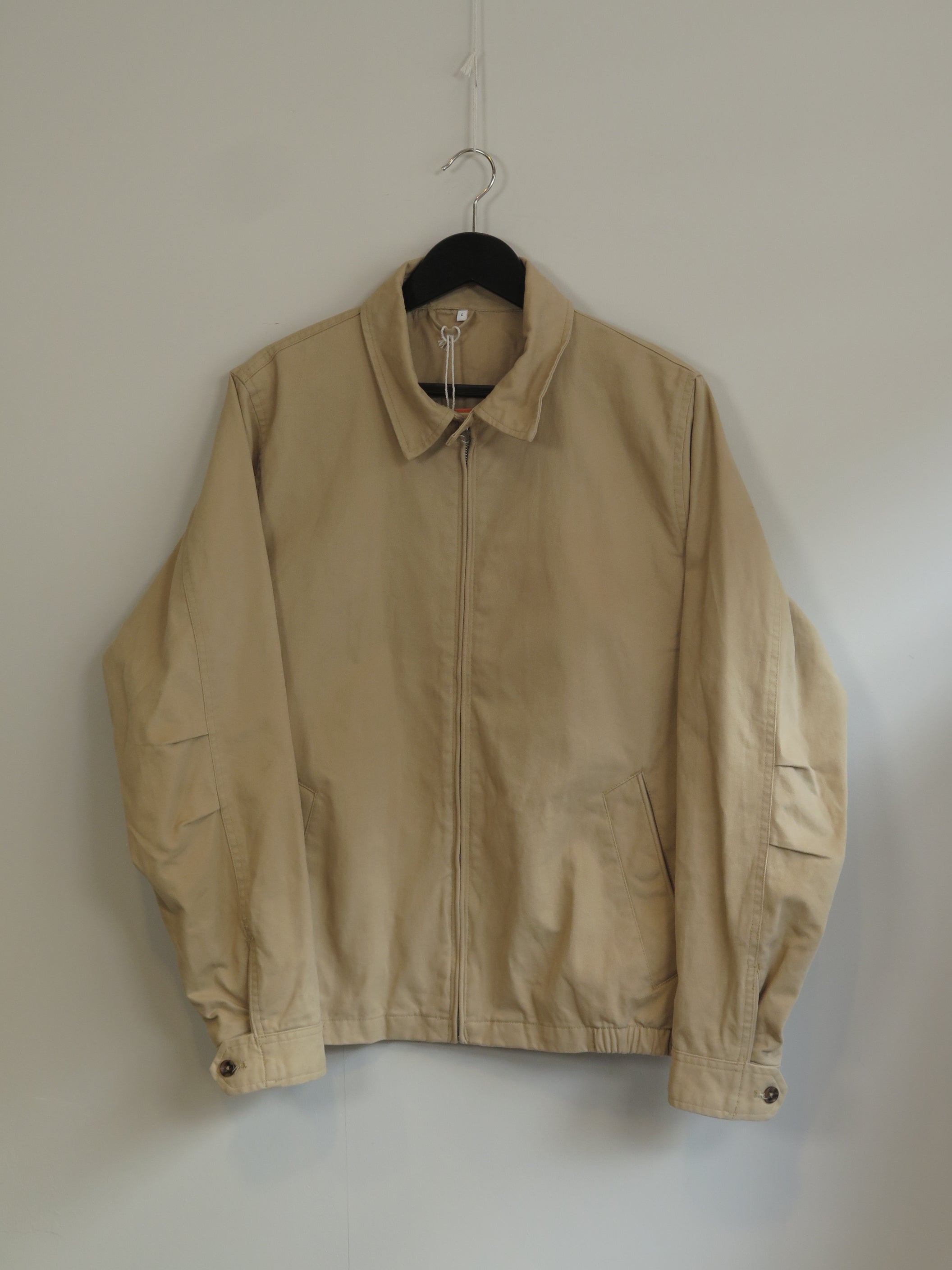 001170 - Junkyard - Outerwear - Brown - L - Image 1 circular-filename:27_07_2026_ec17cbb7-541e-4c75-820a-bd2a8a63f9af_captured_image