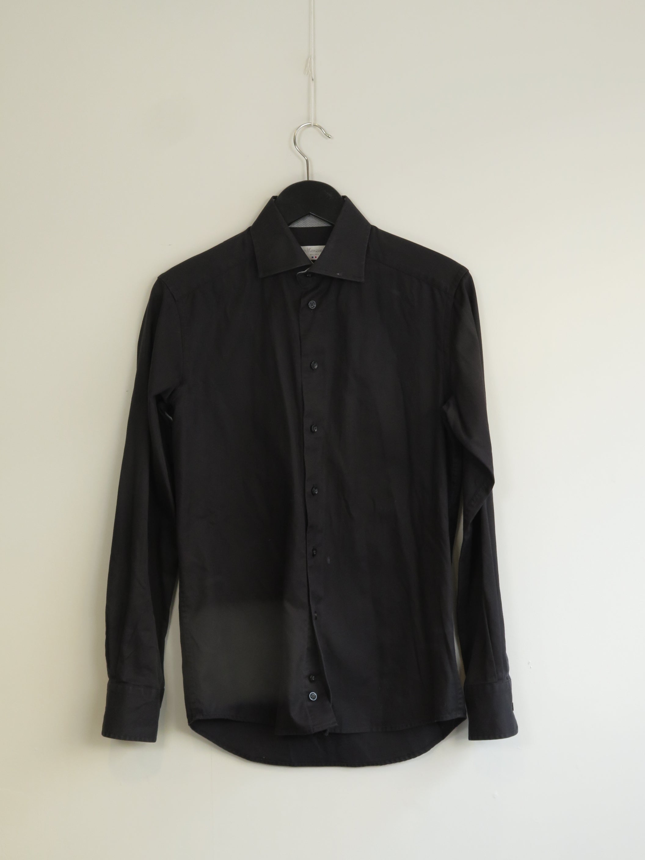 001242 - Manzini - Shirts - Black - S - Image 1 circular-filename:28_07_2026_760753e3-850c-476e-acd8-5cbfa8f15550_captured_image