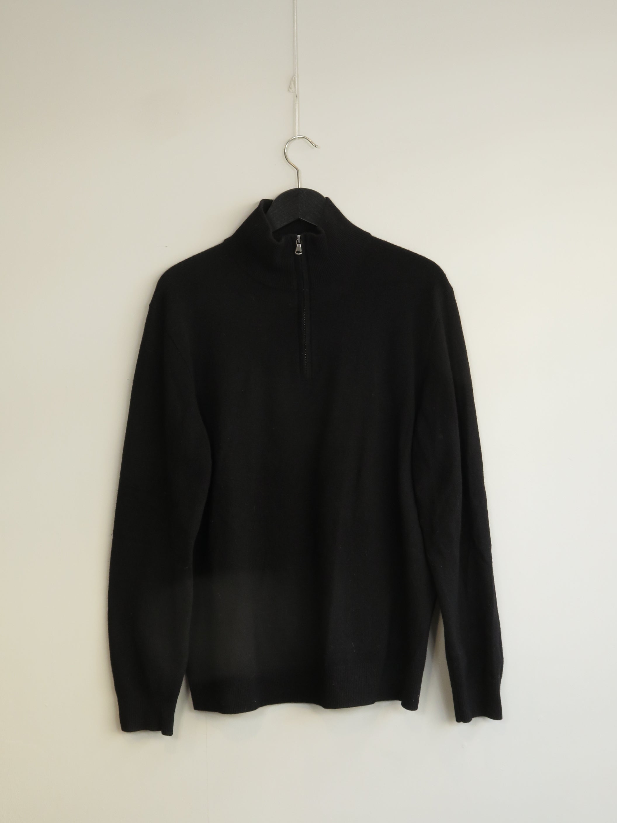 001213 - J. Crew - Sweaters - Black - Image 1 circular-filename:28_07_2026_941b2447-6e1a-4a18-876a-469ce0a9bc76_captured_image