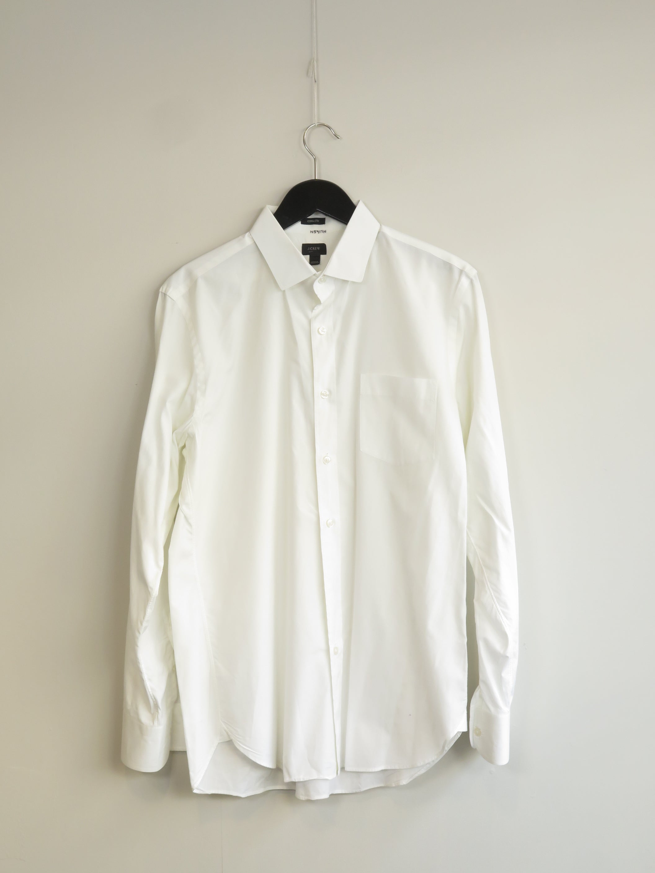 001216 - J.Crew - Shirts - White - L - Image 1 circular-filename:28_07_2026_cc238243-beb7-4264-985c-c58ae6fc8a87_captured_image