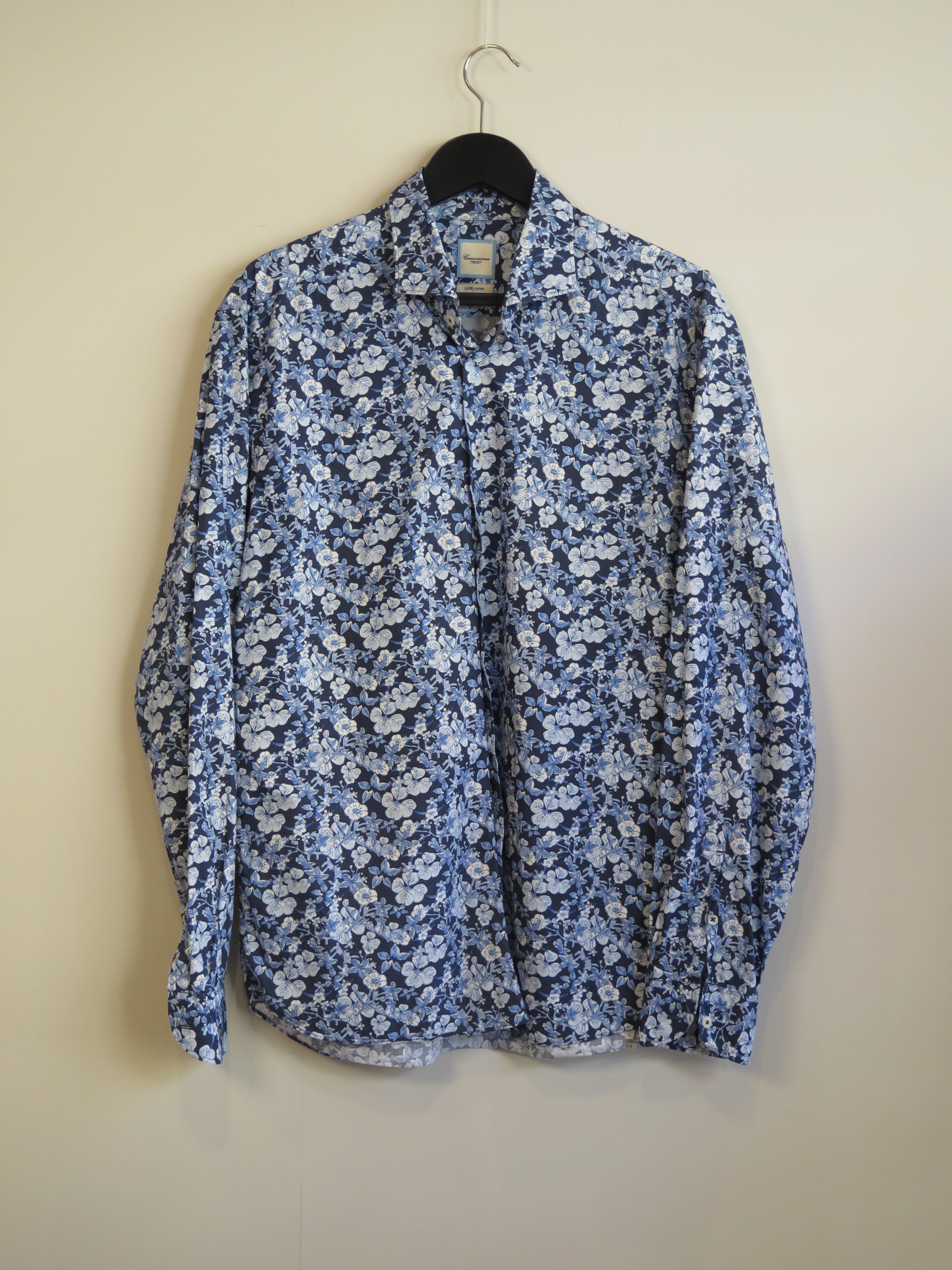 000882 - Camicissima - Shirts - Blue - L - Image 1 circular-filename:30_06_2026_06d1e26d-6ff3-420a-a765-d11557038896_captured_image