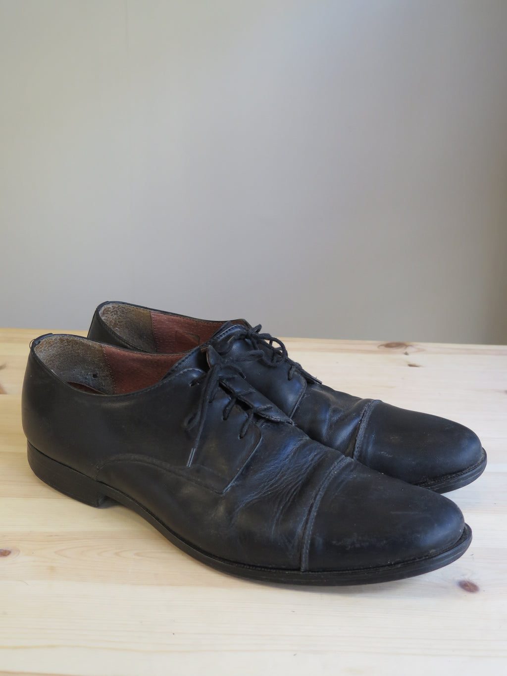 000906 - Ukjent - Shoes - Black - 44 - Image 1 circular-filename:30_06_2026_24c84f2c-9c9e-4d94-862a-3f3521de206a_captured_image