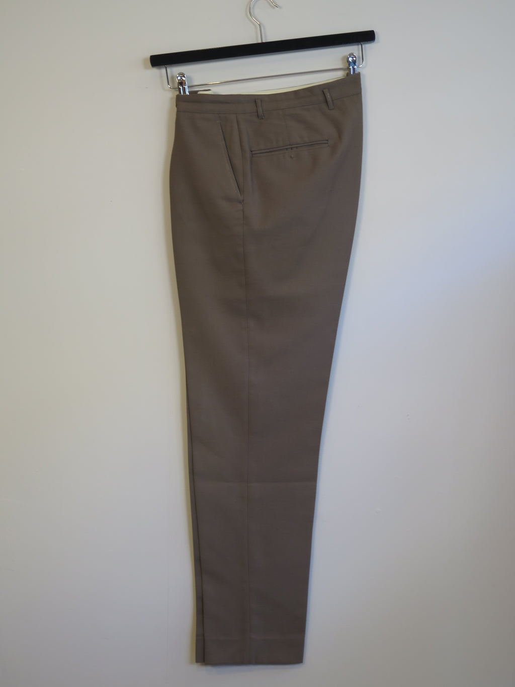 000888 - Trevira - Pants - Brown - 30/32 - Image 1 circular-filename:30_06_2026_5da9d5f2-a2b2-4bca-84c4-25d67ac78ddc_captured_image