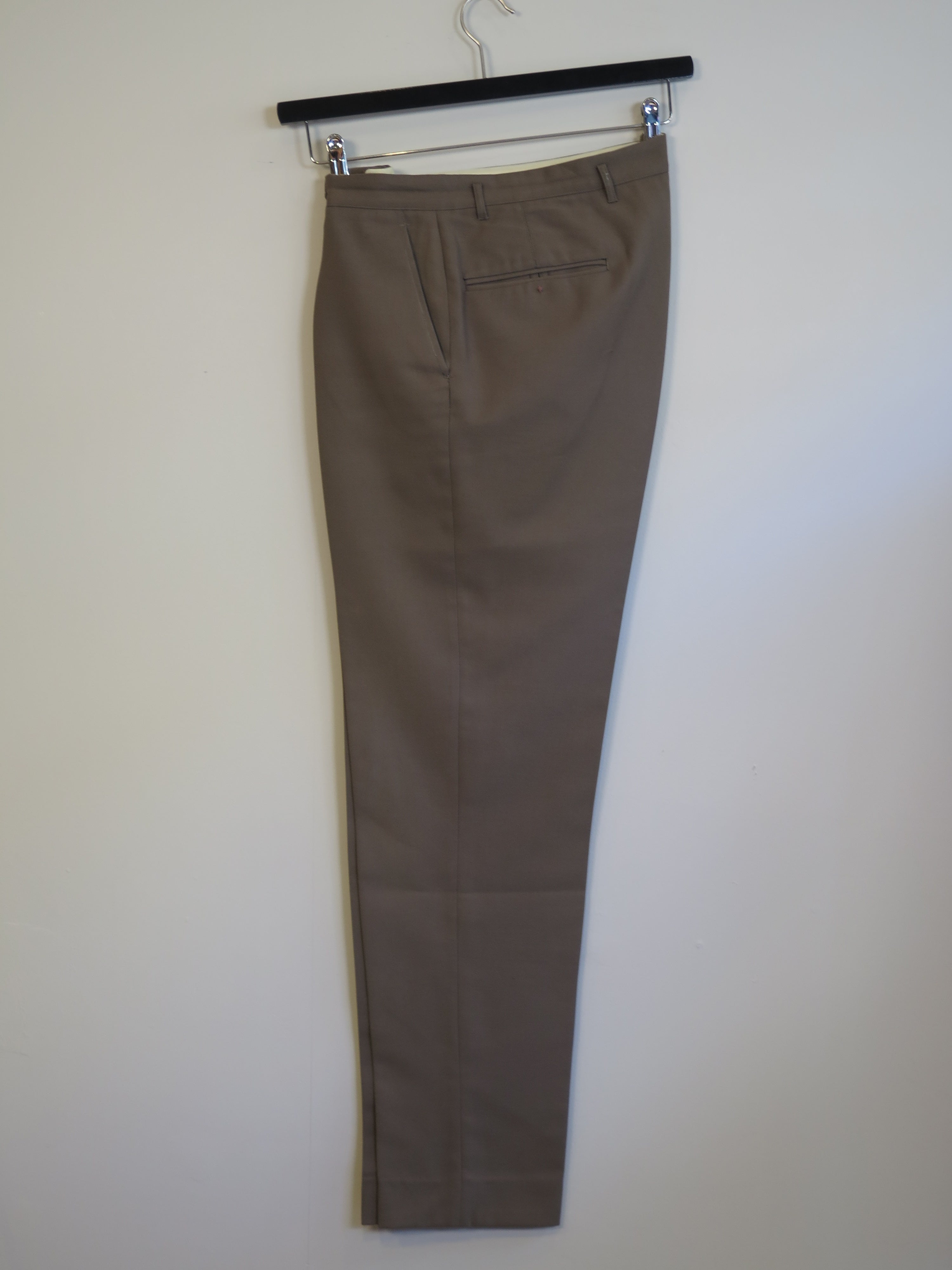 000888 - Trevira - Pants - Brown - 30/32 - Image 1 circular-filename:30_06_2026_5da9d5f2-a2b2-4bca-84c4-25d67ac78ddc_captured_image