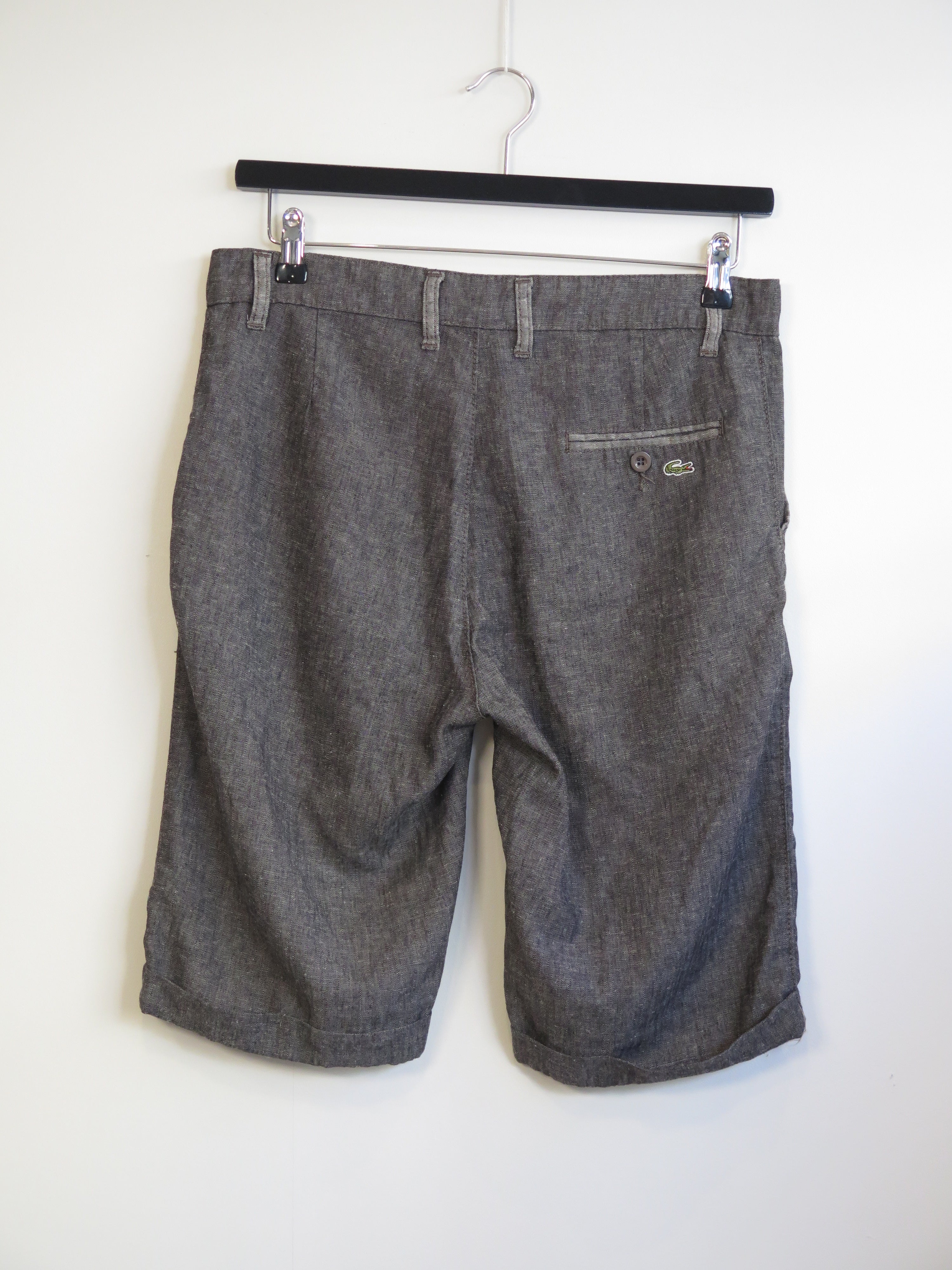 000901 - Lacoste - Shorts - Gray - 32 - Image 1 circular-filename:30_06_2026_725dd3ed-2c42-46c3-ae0c-abba32f6cd21_captured_image