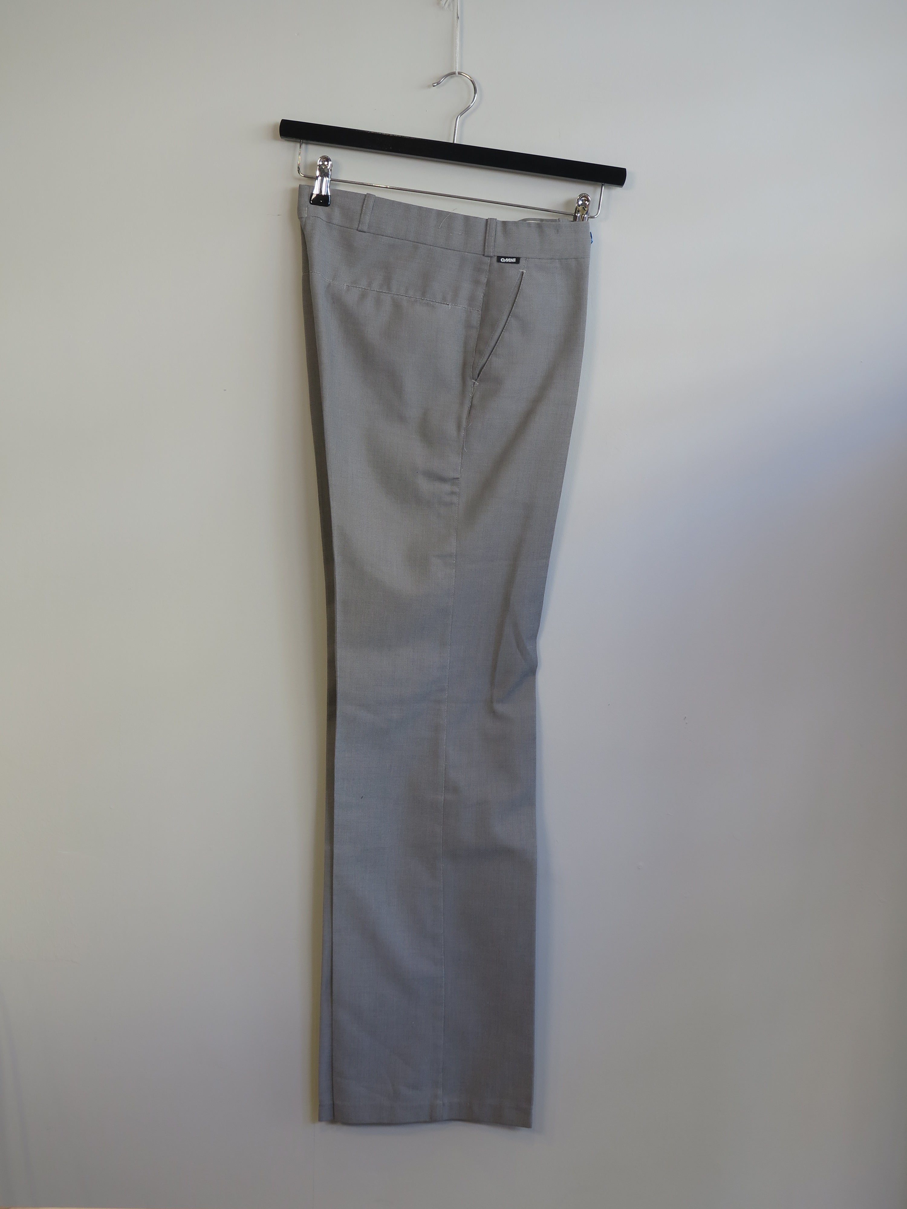 000890 - Omni - Pants - Gray - 30/32 - Image 2 circular-filename:30_06_2026_db8589d1-6622-42cf-859b-7d394e8ae781_captured_image