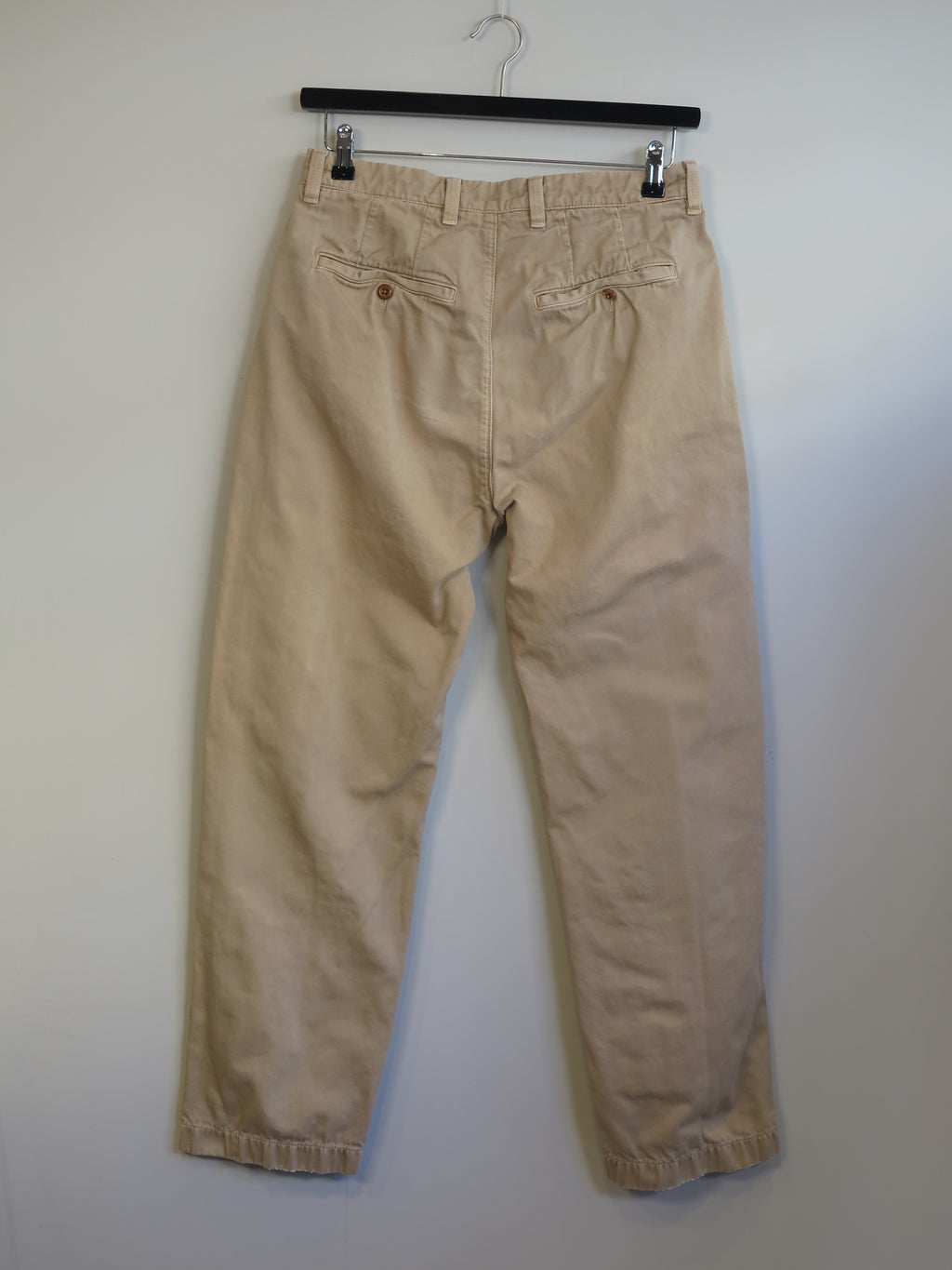 000899 - Gant - Pants - Beige - 32/32 - Image 2 circular-filename:30_06_2026_f37bec40-58cb-42c9-8971-ec217d16c197_captured_image